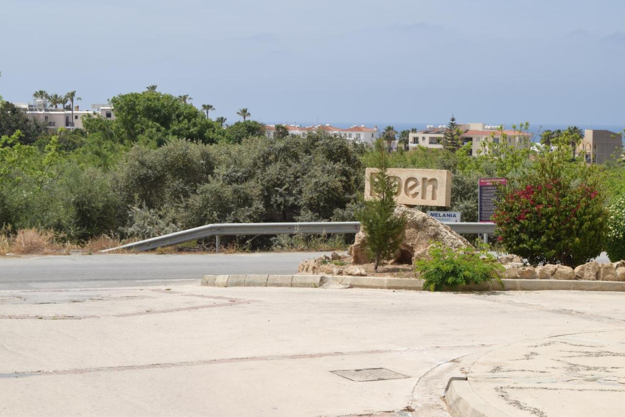 Eden Heights Sea View 502 - By Imh Travel & Tours Διαμέρισμα Πάφος